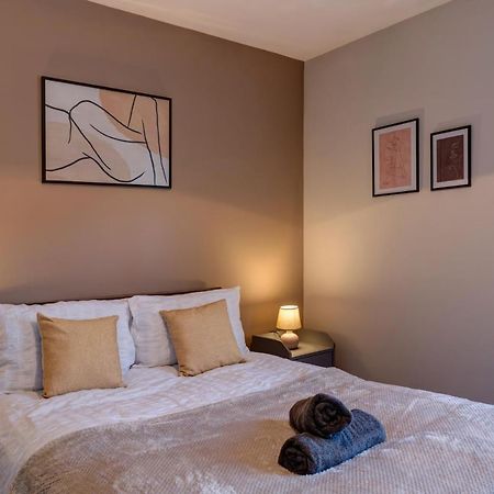 Cosy 2 Bed Home 체스터필드 외부 사진