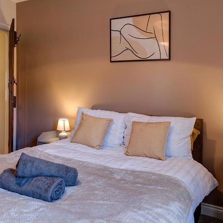 Cosy 2 Bed Home 체스터필드 외부 사진