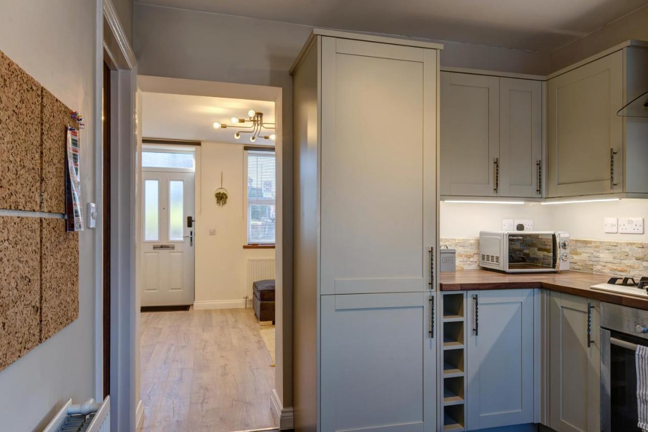 Cosy 2 Bed Home 체스터필드 외부 사진
