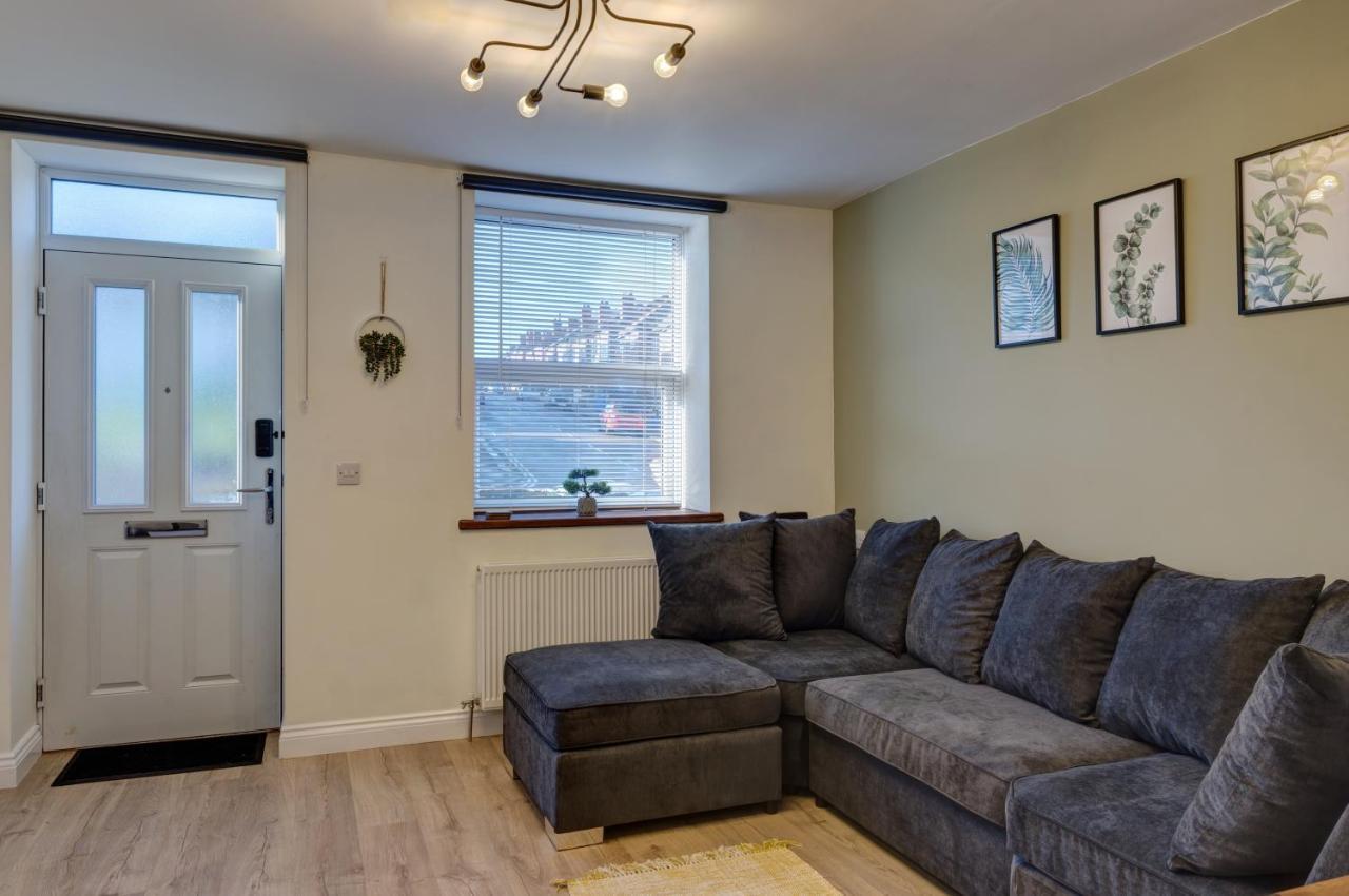 Cosy 2 Bed Home 체스터필드 외부 사진