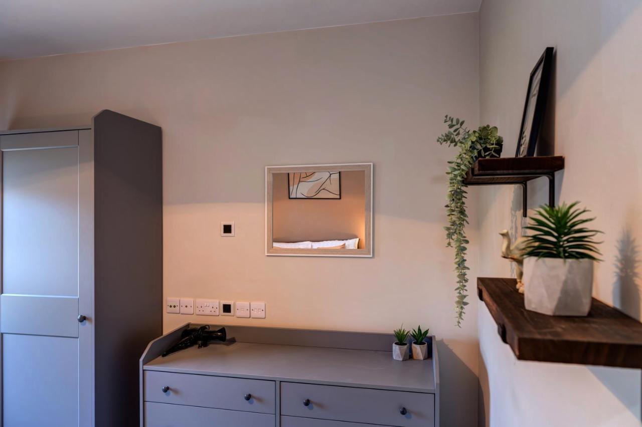 Cosy 2 Bed Home 체스터필드 외부 사진